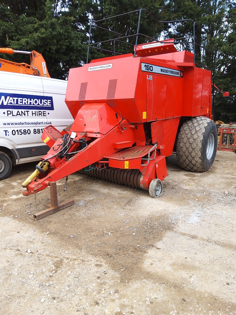 /photos/43809279020200319_ MF190 Baler.jpg